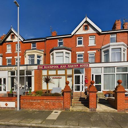 Pinnacle Hotel And Suites Formerly Jean Martyn Hotel Blackpool Buitenkant foto