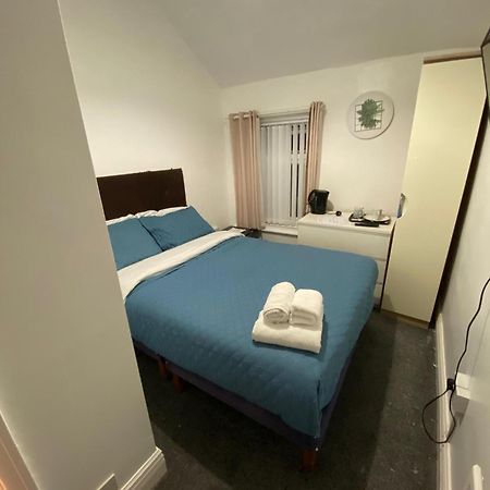 Pinnacle Hotel And Suites Formerly Jean Martyn Hotel Blackpool Buitenkant foto
