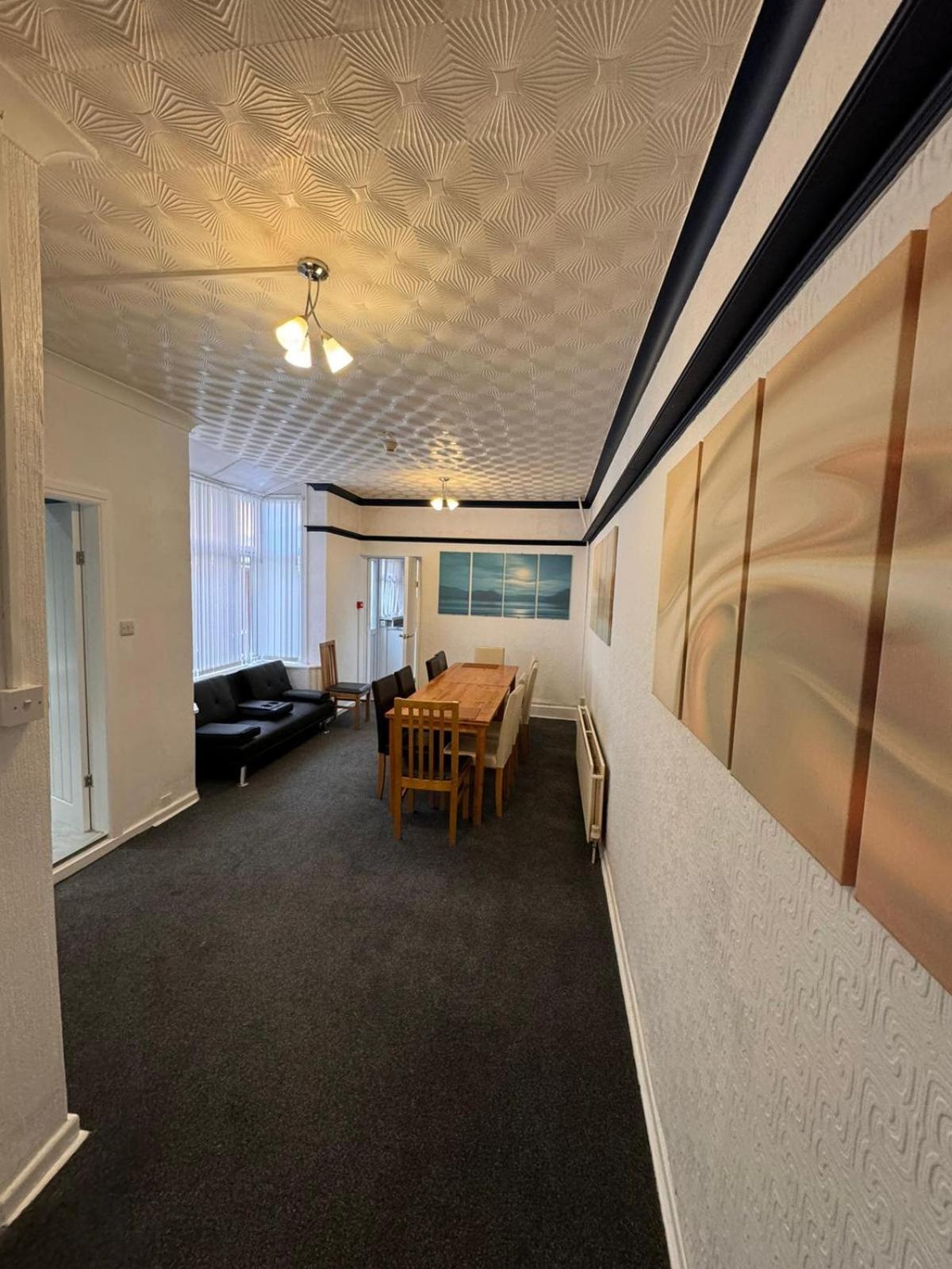 Pinnacle Hotel And Suites Formerly Jean Martyn Hotel Blackpool Buitenkant foto